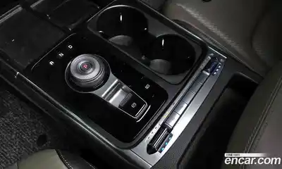 Kia Carnival 2024 1.6 автомат (гидро), миниатюра 9