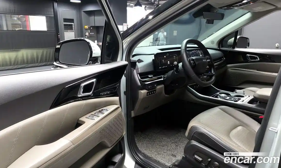 Kia Carnival 2024 1.6 автомат (гидро), фото 10