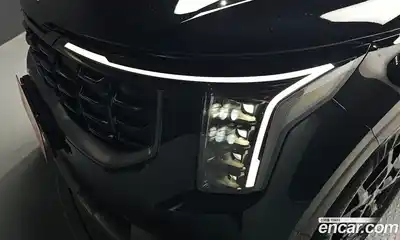 Kia Carnival 2025 2.2 автомат (гидро), миниатюра 8