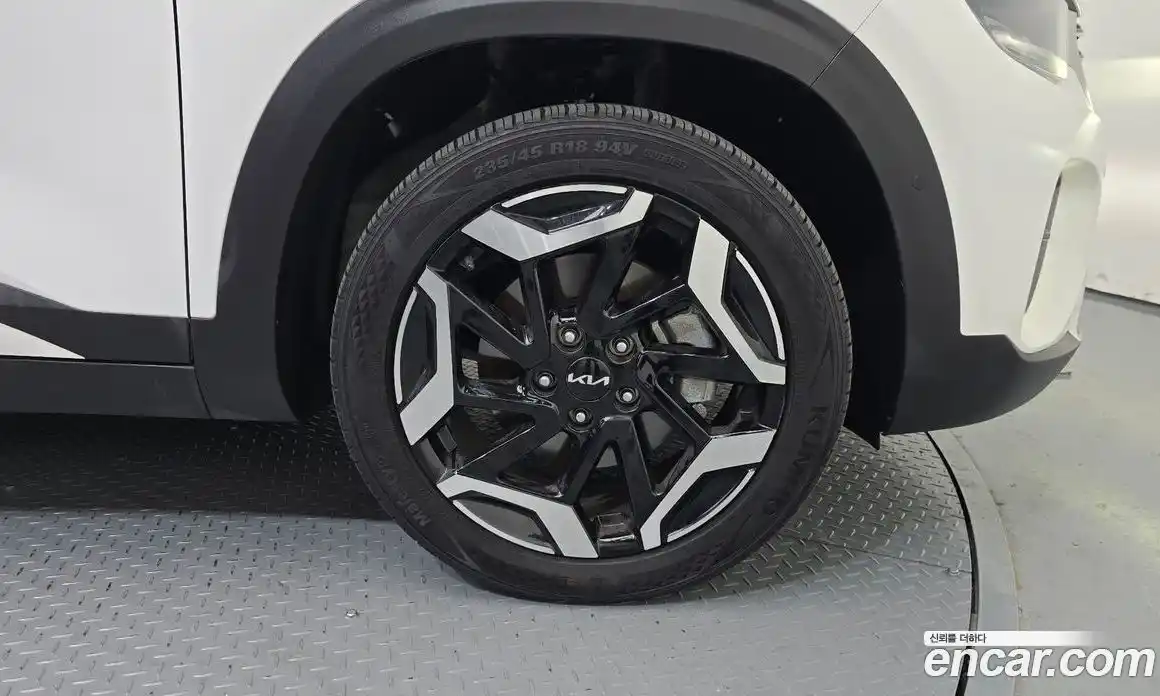 Kia Seltos 2024 1.6 автомат (гидро), фото 7