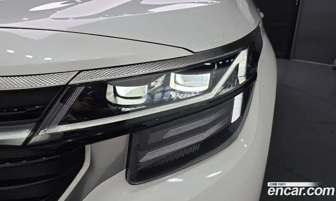 Kia Seltos 2024 1.6 автомат (гидро), фото 8