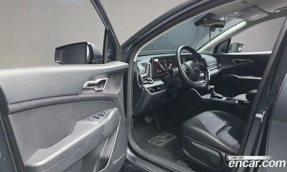 Kia Sportage 2023 1.6 автомат (гидро), фото 13