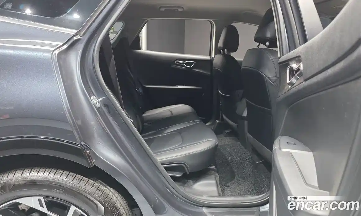 Kia Sportage 2023 1.6 автомат (гидро), фото 17