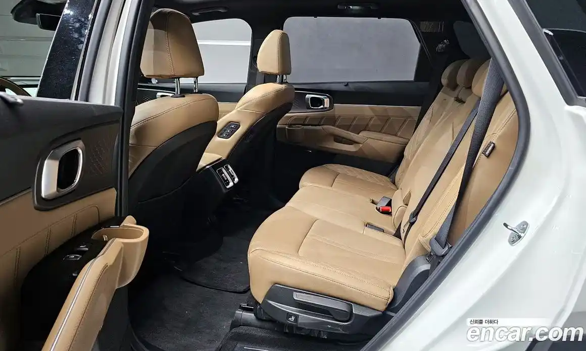 Kia Sorento 2024 1.6 автомат (гидро), фото 17