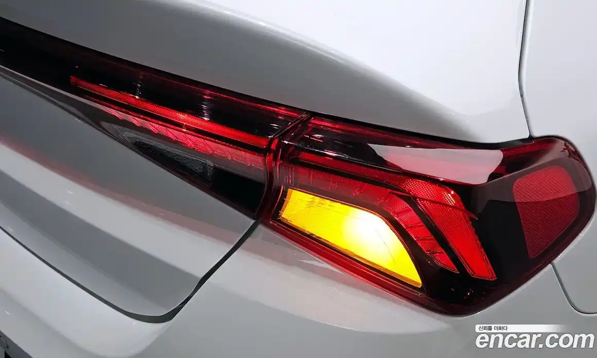 Kia K5 (Optima) 2022 2.0 автомат (гидро), фото 8
