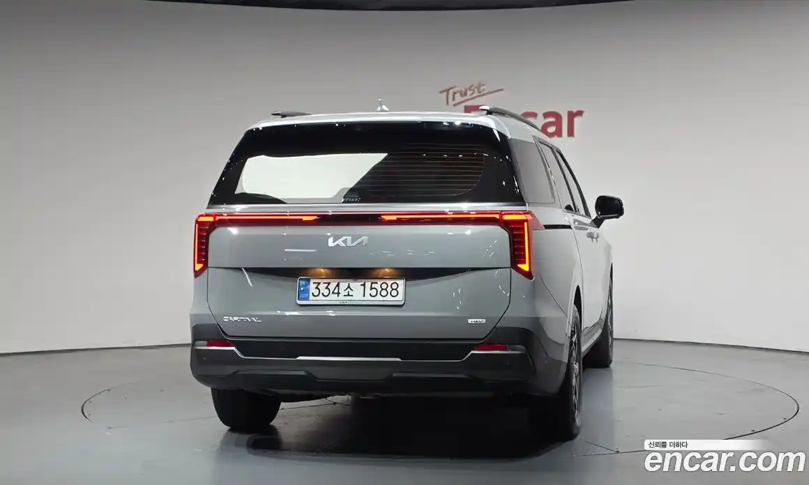 Kia Carnival 2024 1.6 автомат (гидро), фото 3