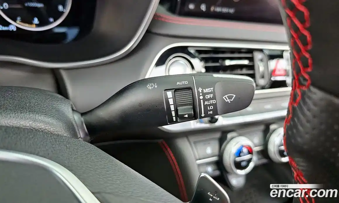 Genesis G70 2023 2.0 автомат (гидро), фото 28