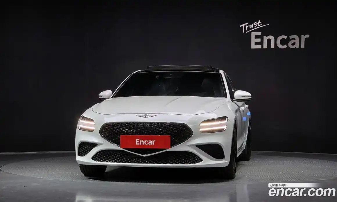 Genesis G70 2023 2.0 автомат (гидро), фото 3