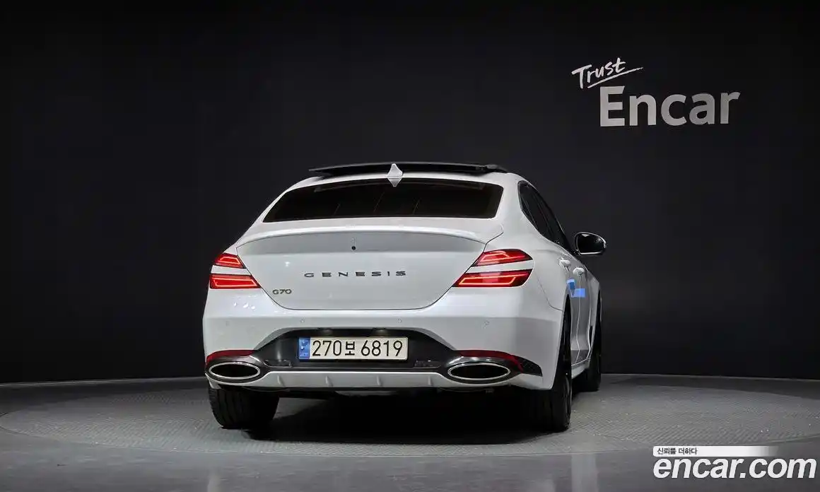 Genesis G70 2023 2.0 автомат (гидро), фото 4