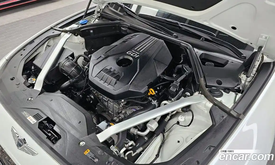 Genesis G70 2023 2.0 автомат (гидро), фото 6