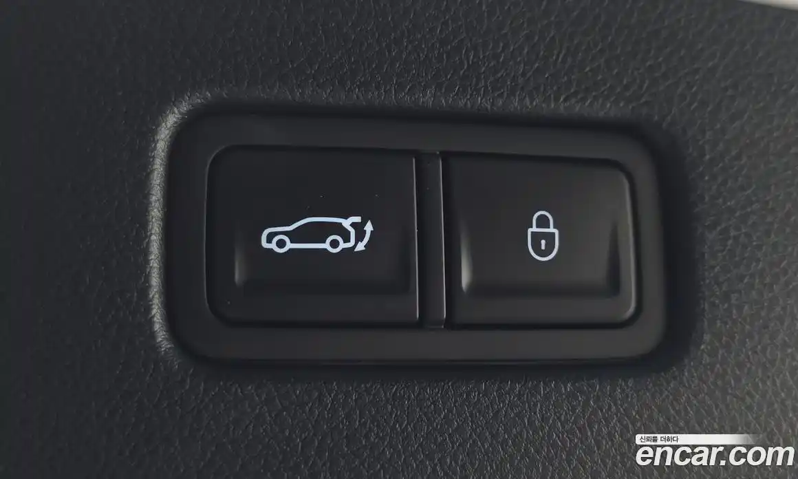 Genesis GV70 2022 2.5 автомат (гидро), фото 18