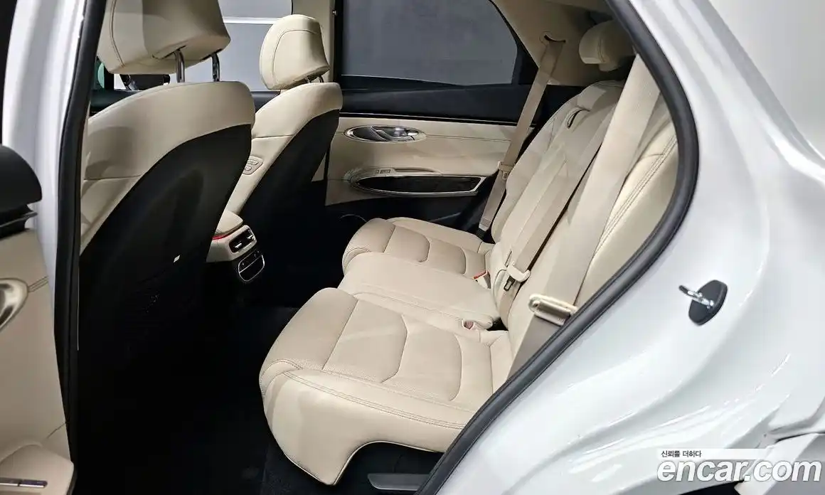 Genesis GV70 2021 2.5 автомат (гидро), фото 16