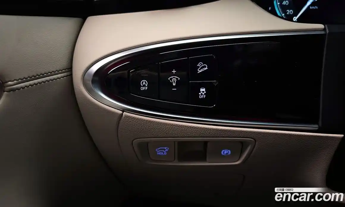 Genesis GV70 2021 2.5 автомат (гидро), фото 27