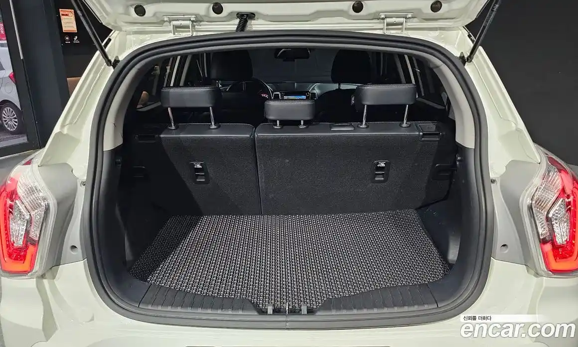 SsangYong TIBOLI 2018 1.6 автомат (гидро), фото 21
