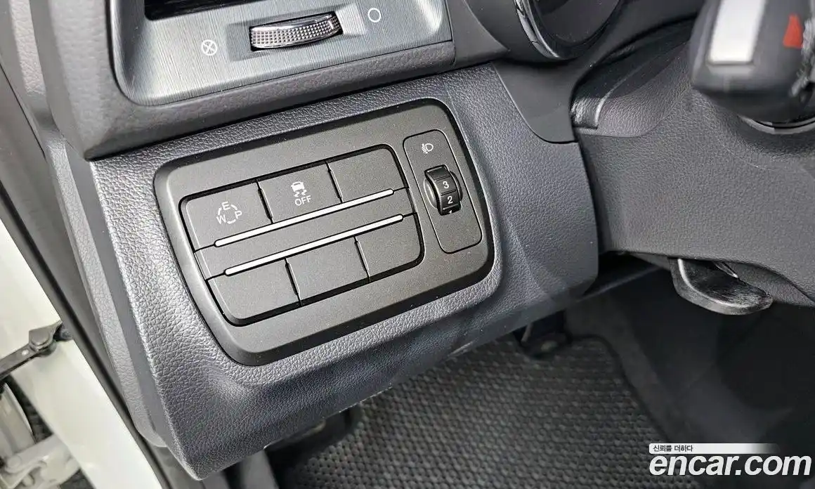 SsangYong TIBOLI 2018 1.6 автомат (гидро), фото 24