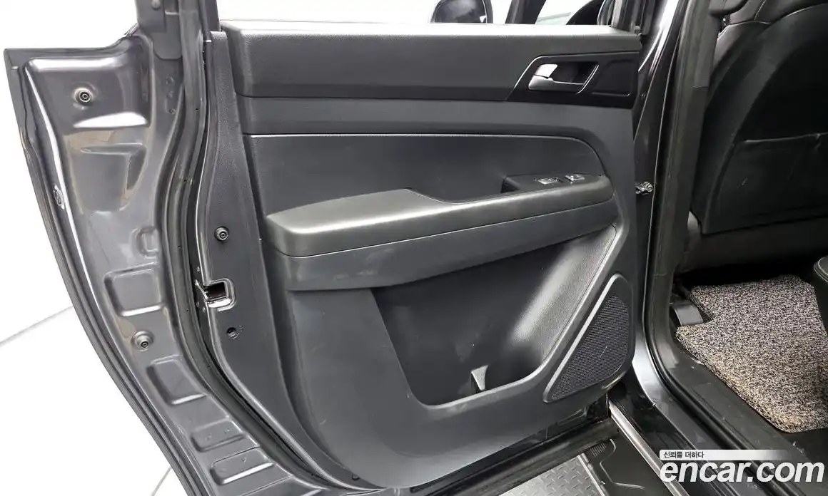 SsangYong Rexton 2020 2.2 автомат (гидро), фото 15