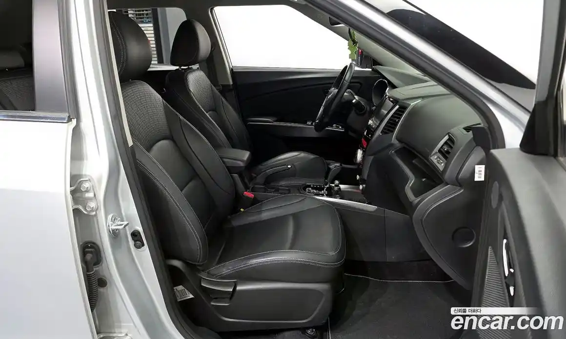 SsangYong TIBOLI 2017 1.6 автомат (гидро), фото 17