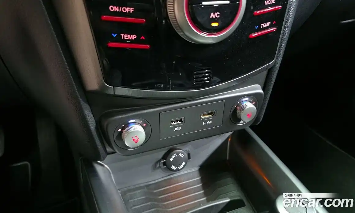 SsangYong TIBOLI 2017 1.6 автомат (гидро), фото 23