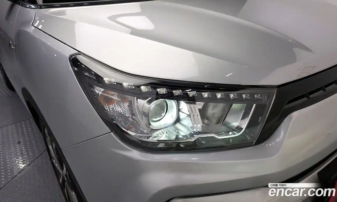 SsangYong TIBOLI 2017 1.6 автомат (гидро), фото 8