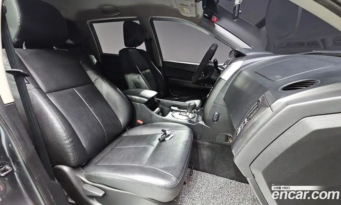 SsangYong Korando 2016 2.0 автомат (гидро), фото 13