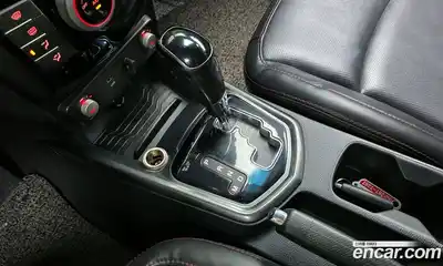 SsangYong TIBOLI 2018 1.6 автомат (гидро), миниатюра 9