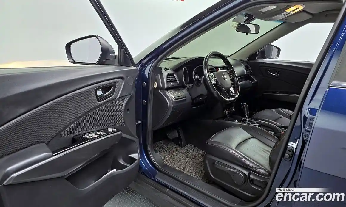 SsangYong TIBOLI 2018 1.6 автомат (гидро), фото 10