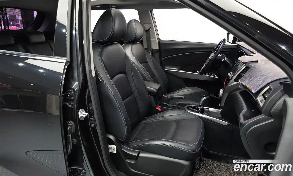 SsangYong TIBOLI 2015 1.6 автомат (гидро), фото 11