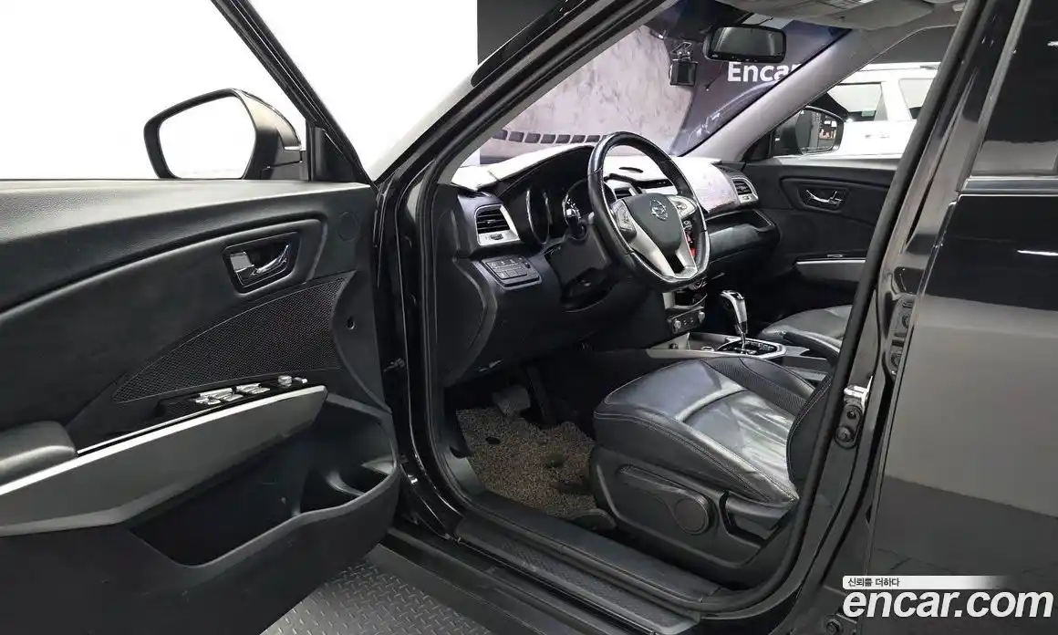 SsangYong TIBOLI 2015 1.6 автомат (гидро), фото 10