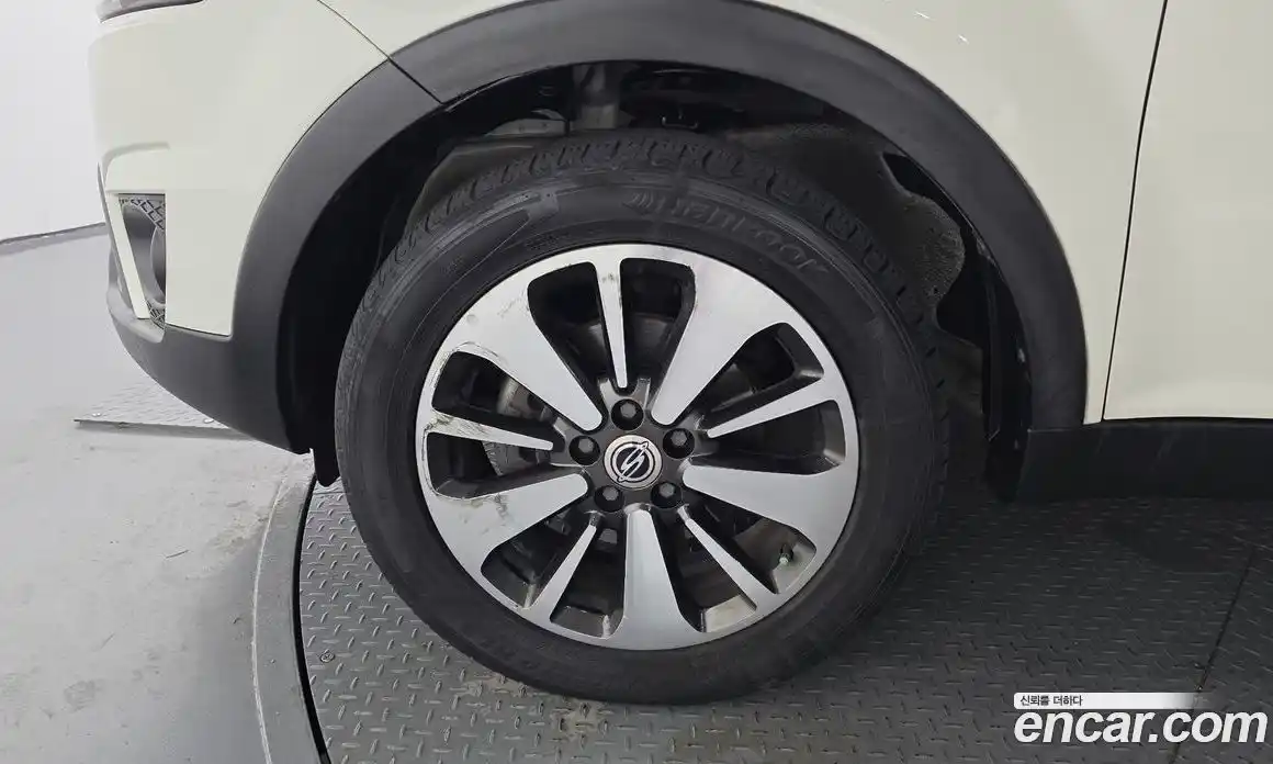 SsangYong Korando 2014 2.0 автомат (гидро), фото 5