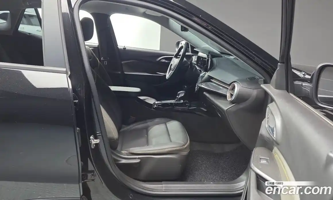Chevrolet Trax 2023 1.2 автомат (гидро), фото 11