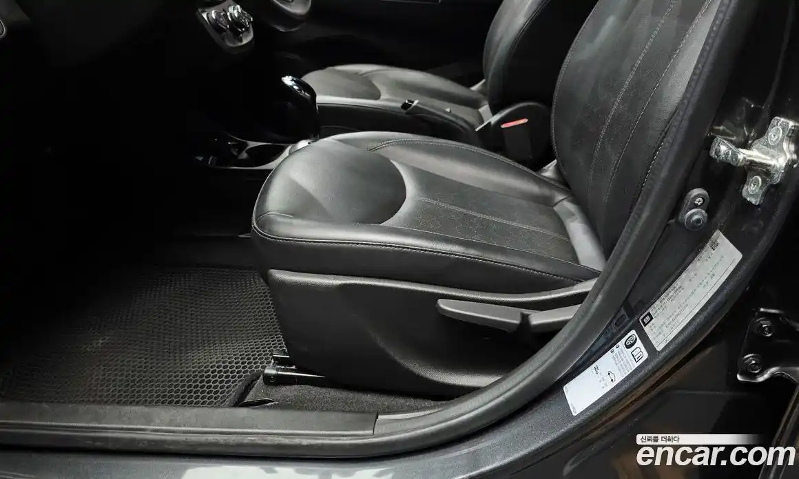 Chevrolet Spark 2016 1.0 автомат (гидро), фото 28