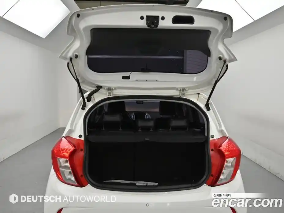 Chevrolet Spark 2019 1.0 автомат (гидро), фото 19