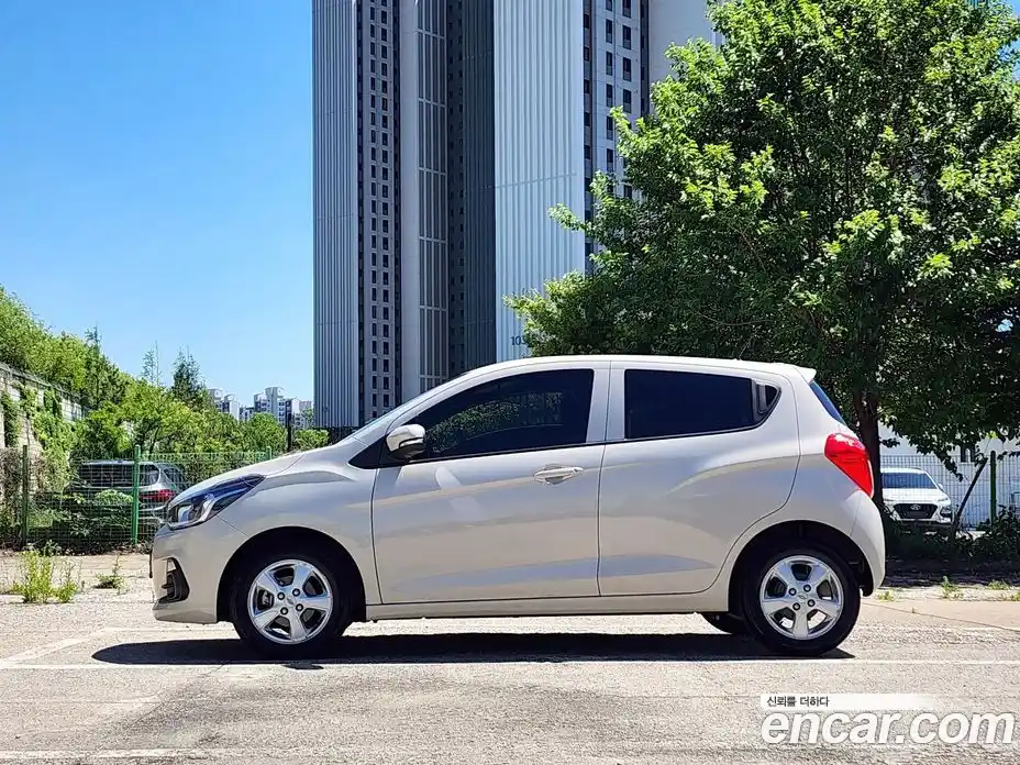 Chevrolet Spark 2016 1.0 автомат (гидро), фото 19