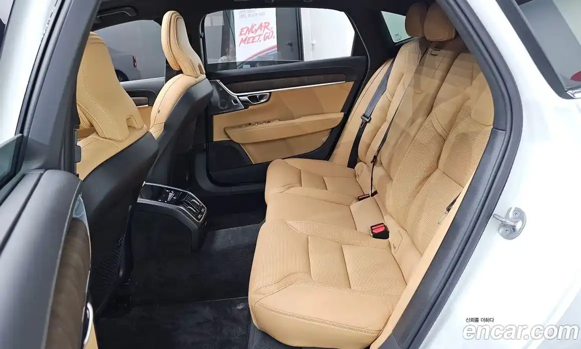 Volvo S90 2023 2.0 автомат (гидро), фото 18