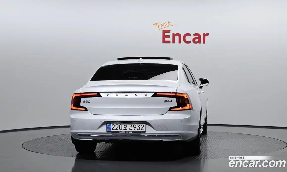 Volvo S90 2023 2.0 автомат (гидро), фото 4