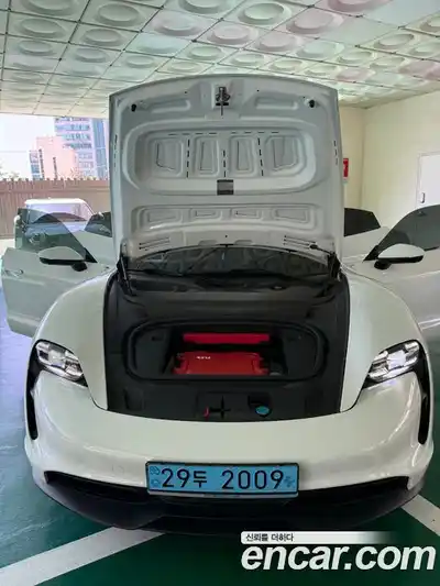 Porsche Taycan 2021 0.1 автомат (гидро), миниатюра 6