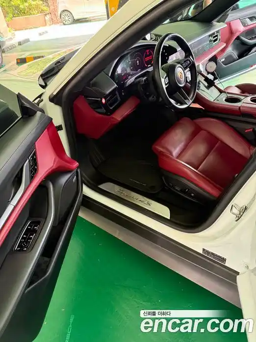 Porsche Taycan 2021 0.1 автомат (гидро), фото 7