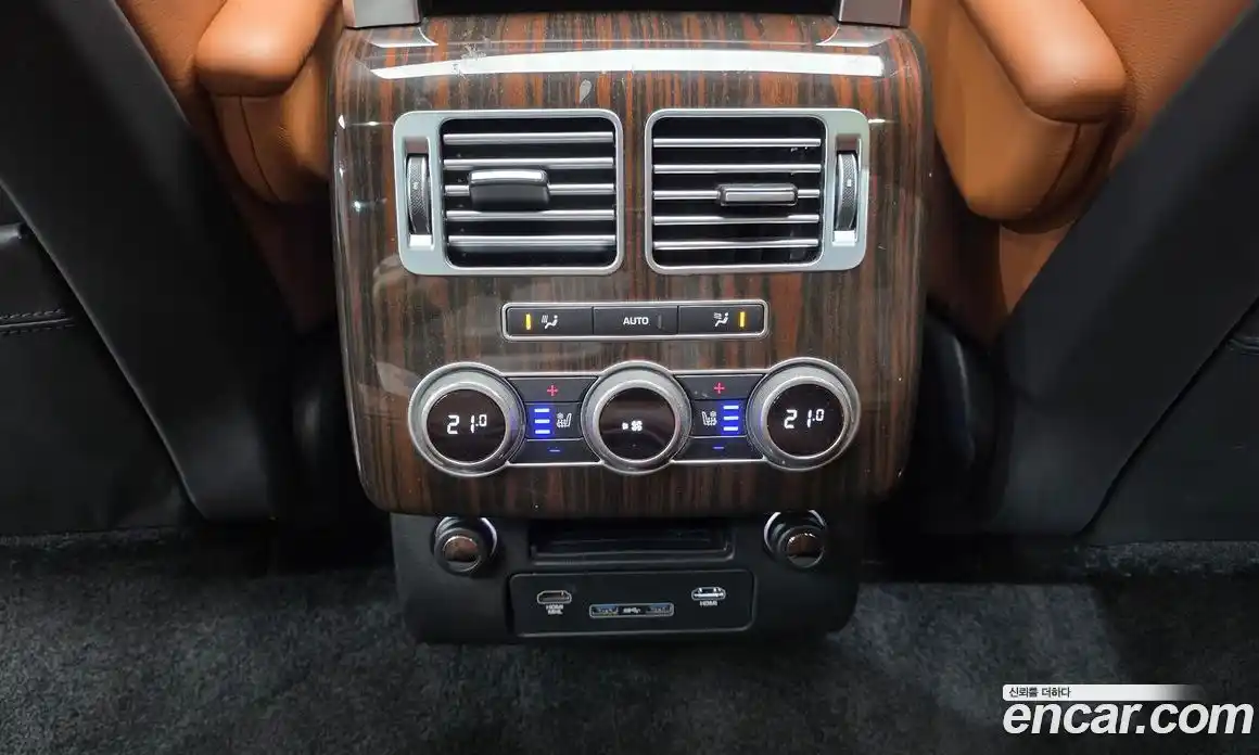 Land Rover Range Rover 2017 4.4 автомат (гидро), фото 23