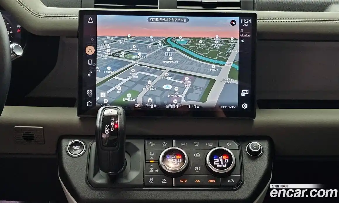 Land Rover Defender 2020 2.0 автомат (гидро), фото 20
