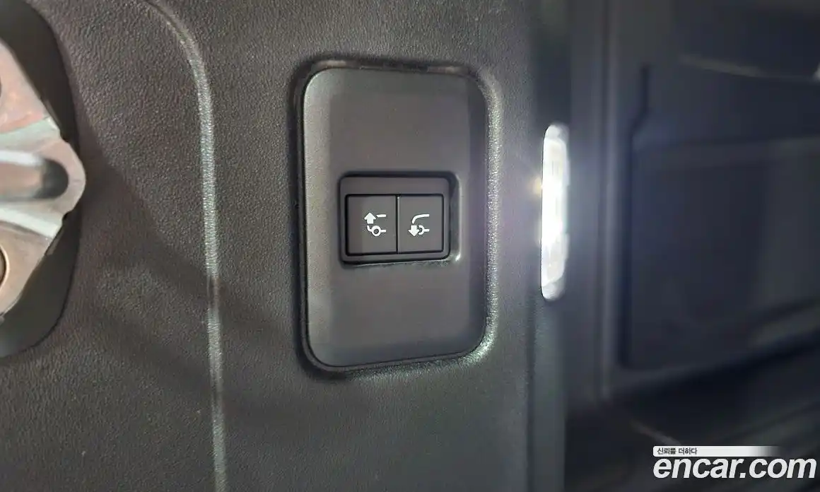 Land Rover Defender 2020 2.0 автомат (гидро), фото 33