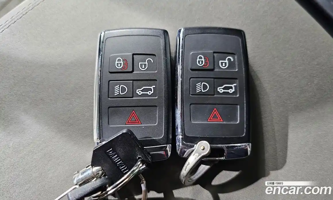 Land Rover Defender 2020 2.0 автомат (гидро), фото 34
