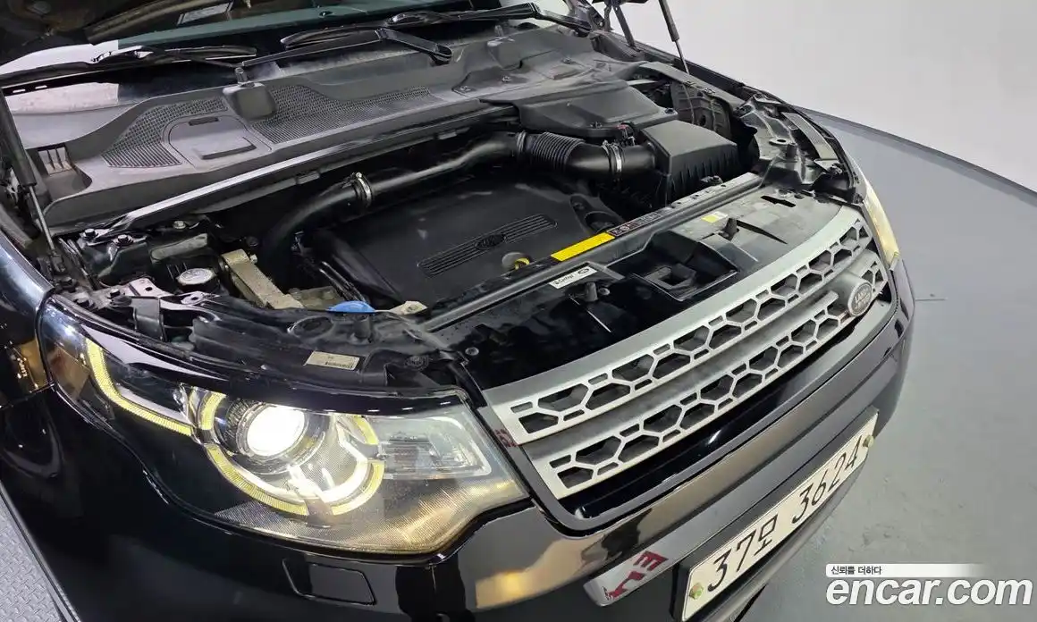 Land Rover Discovery Sport 2015 2.2 автомат (гидро), фото 6