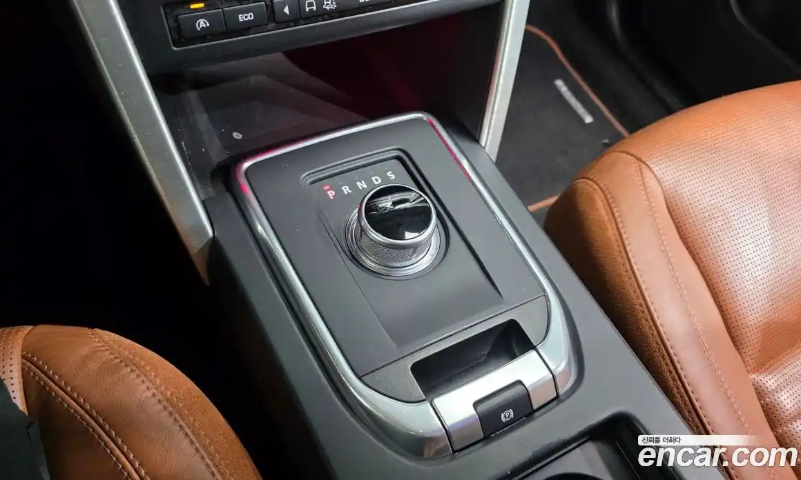 Land Rover Discovery Sport 2015 2.2 автомат (гидро), фото 9