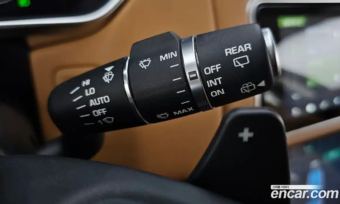 Land Rover Range Rover 2020 4.4 автомат (гидро), фото 28