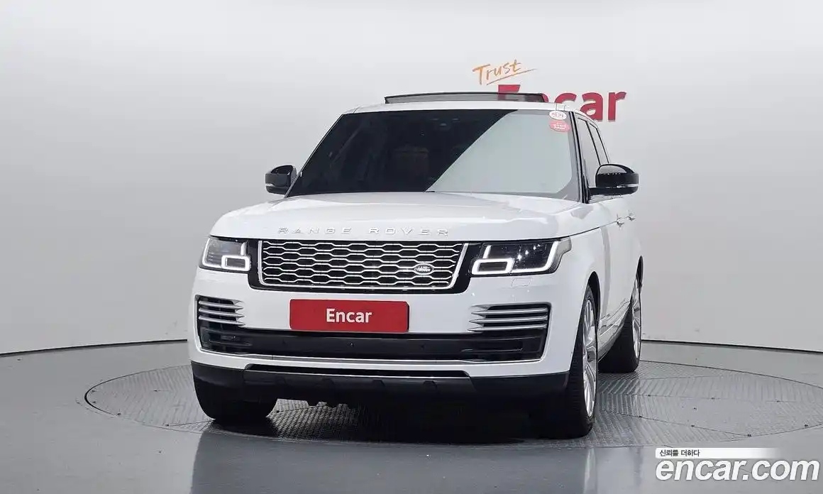 Land Rover Range Rover 2020 4.4 автомат (гидро), фото 3