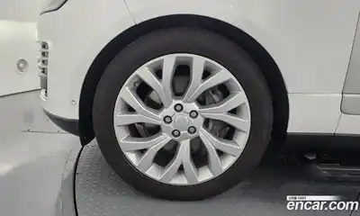 Land Rover Range Rover 2020 4.4 автомат (гидро), миниатюра 5