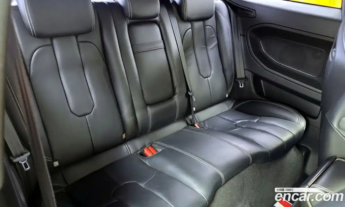 Land Rover Range Rover Evoque 2012 2.0 автомат (гидро), фото 17