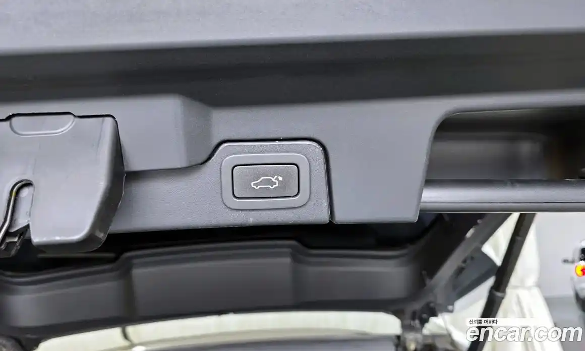 Land Rover Range Rover Evoque 2012 2.0 автомат (гидро), фото 28