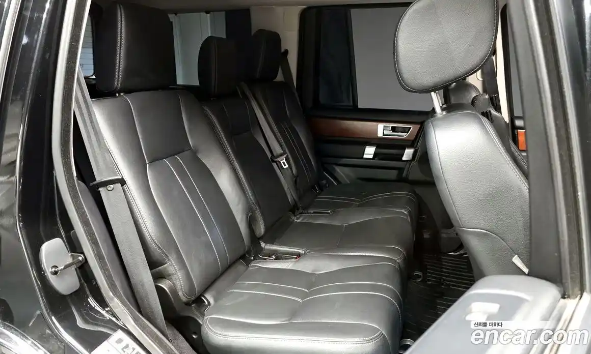 Land Rover Discovery 2015 3.0 автомат (гидро), фото 11