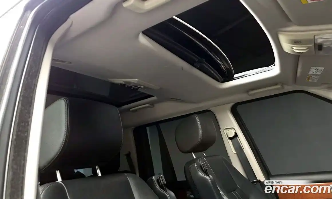 Land Rover Discovery 2015 3.0 автомат (гидро), фото 15